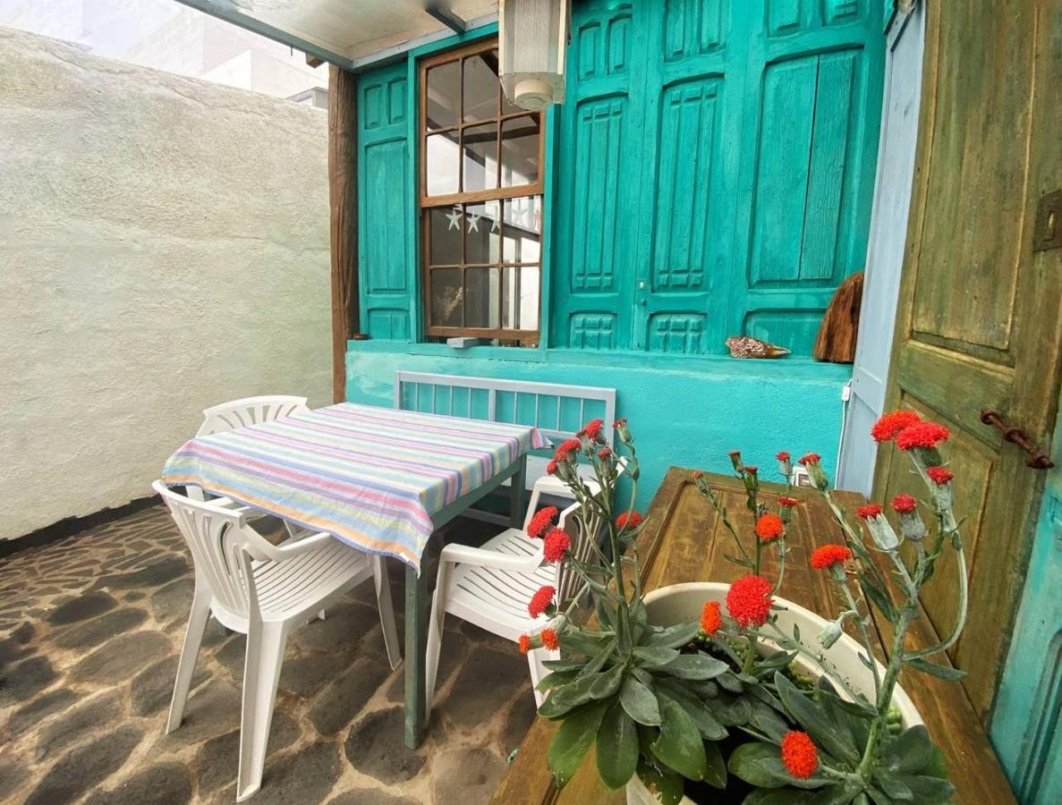 La Casita Azul Villa Caleta de Interian Luaran gambar