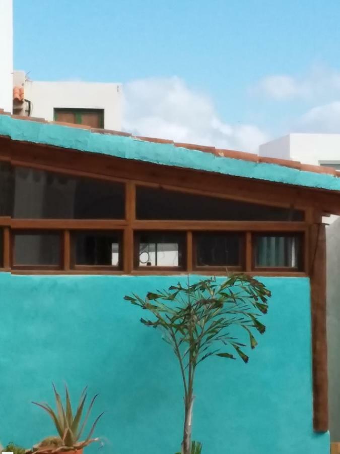 La Casita Azul Villa Caleta de Interian Luaran gambar